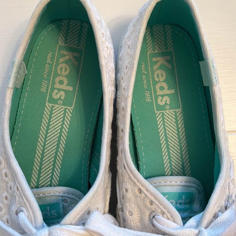 Keds Tennis Shoes - Picture 3 of 9